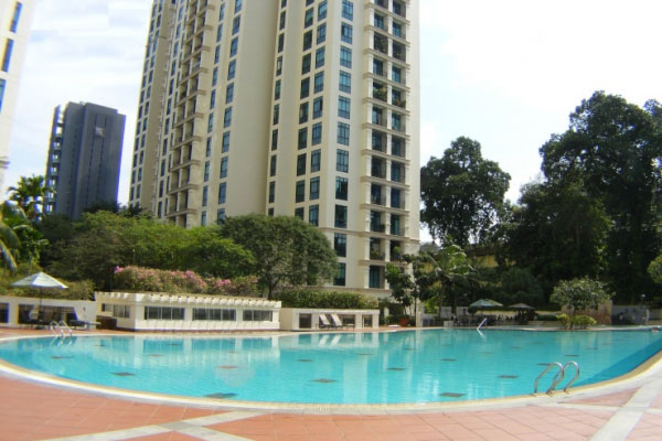 Spring Grove Condominium swimming-pool project